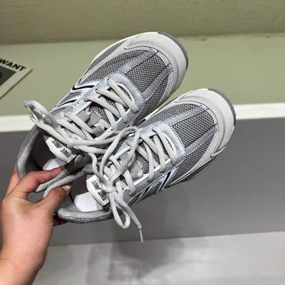 Женская обувь – Кроссовки