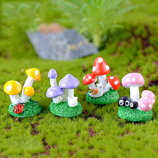 Delicate Mushroom Statue Cartoon Resin Ornamental KTY
