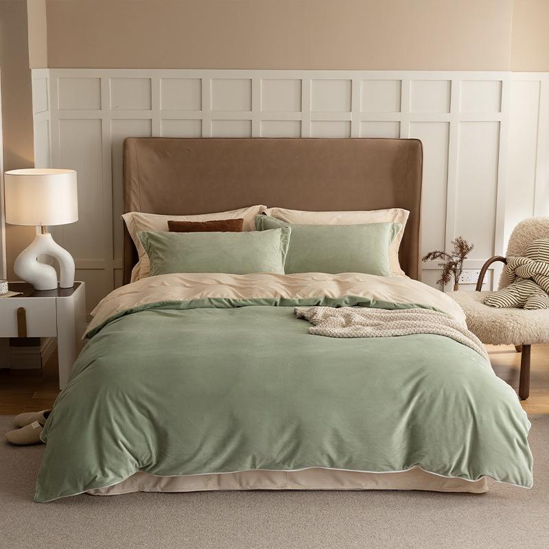 Роскошный высококачественный утолщенный комплект из четырех предметов из молочного флиса, теплое коралловое флисовое пододеяльник, антистатичный комплект из трех предметов: простыня