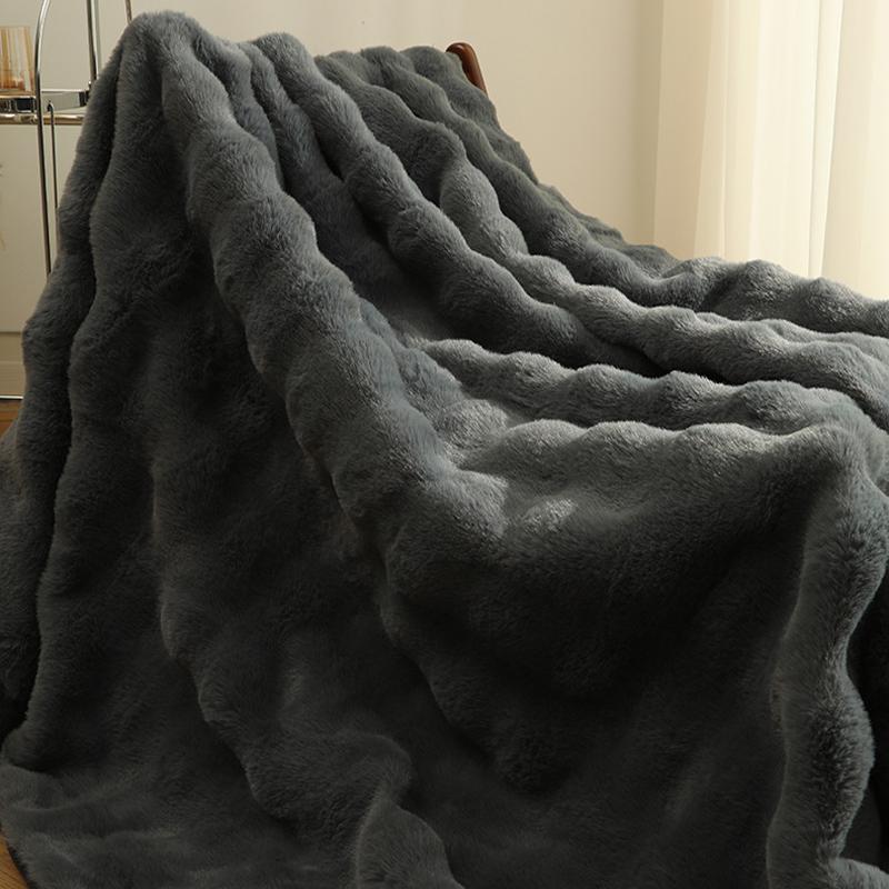 High-end Artificial Rabbit Hair Winter Warm Blanket Thickened Warm Sofa Blanket