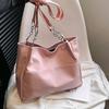 Simple and Personalized Niche Large Capacity Casual New Spring Beautiful Trendy One Shoulder Tote Women's Bag