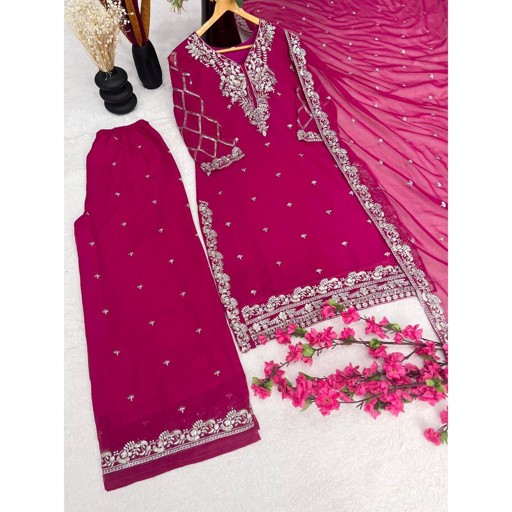 Представляем новый красивый костюмный набор и дупатту