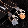Изысканное геометрическое квадратное ожерелье-подвеска для женщин - Элегантный осенне-зимний аксессуар.