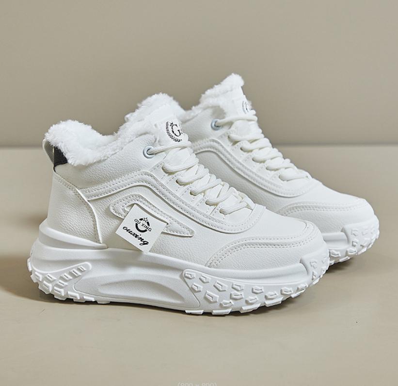 Модные зимние высокие кроссовки 2024 года на толстой подошве для женщин, плюшевая платформа 4,5 см, хлопковая обувь, корейские женские универсальные теплые меховые зимние ботинки для активного отдыха