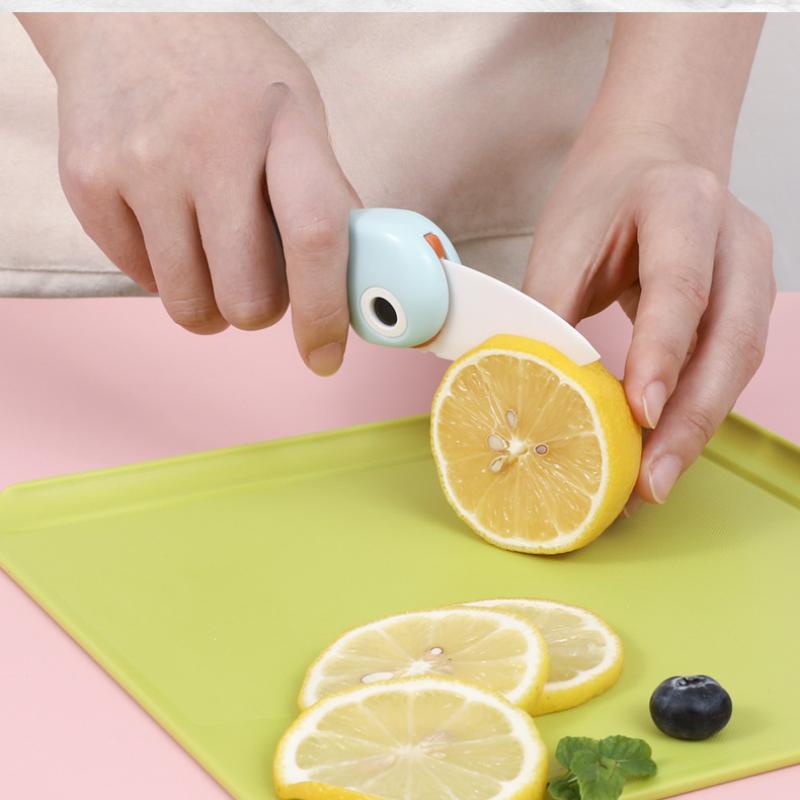 Penguin Creative Cartoon Ceramic Knife Folding Knife Fruit Knife Kitchen Knife Portable Small Knife Peeling Knife