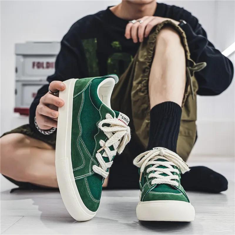 Male Canvas Shoes Patchwork Men's Sneakers Korean Style Comfortable Platform Shoes Men's Breathable Lace-Up Vulcanized Shoes