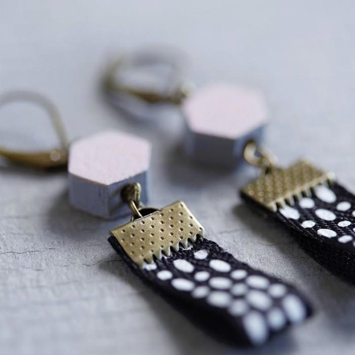 Perles en bois - ARTEMIO - Hexagonales - 10x4,7mm - Marron - Lot de 25 pièces