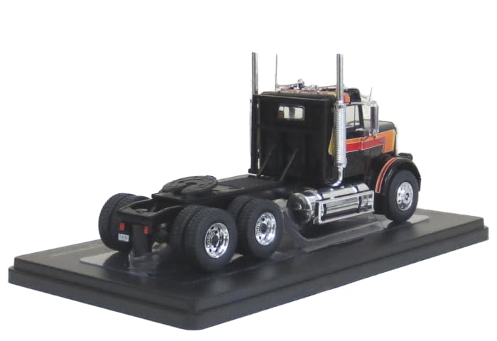Ixo Freightliner FLC 120 64 T 1977 Черный Седельный тягач Готовое изделие 1/43