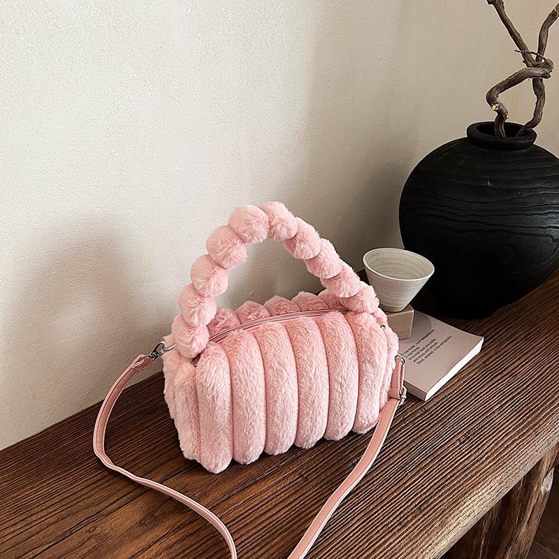 Plush Bag Women'S Simple Versatile Messenger Bag Fashion Casual Portable Plush Commuter Pillow Bag