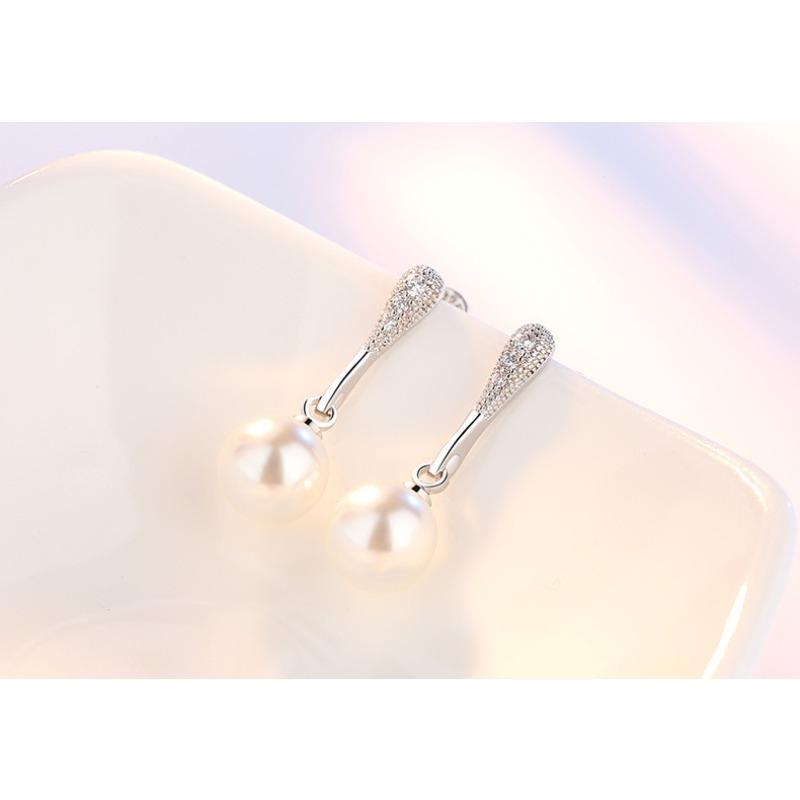 Корейская версия сережек-гвоздиков с жемчугом, простые женские серьги, персонализированные универсальные посеребренные серьги с бриллиантами в форме капли воды