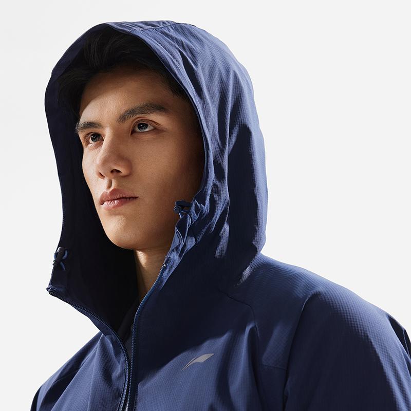 Li-Ning Fitness Series Windproof Water-Repellent Three-Dimensional Cut Fleece-Lined Hooded Zip-Up Sports Jacket Men Jackets Deep-Navy AFDU089-3