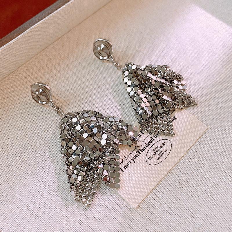 European and American Silver Needle Zircon Fringed Earrings Light Luxury High-end Atmospheric Earrings Niche Earrings Women