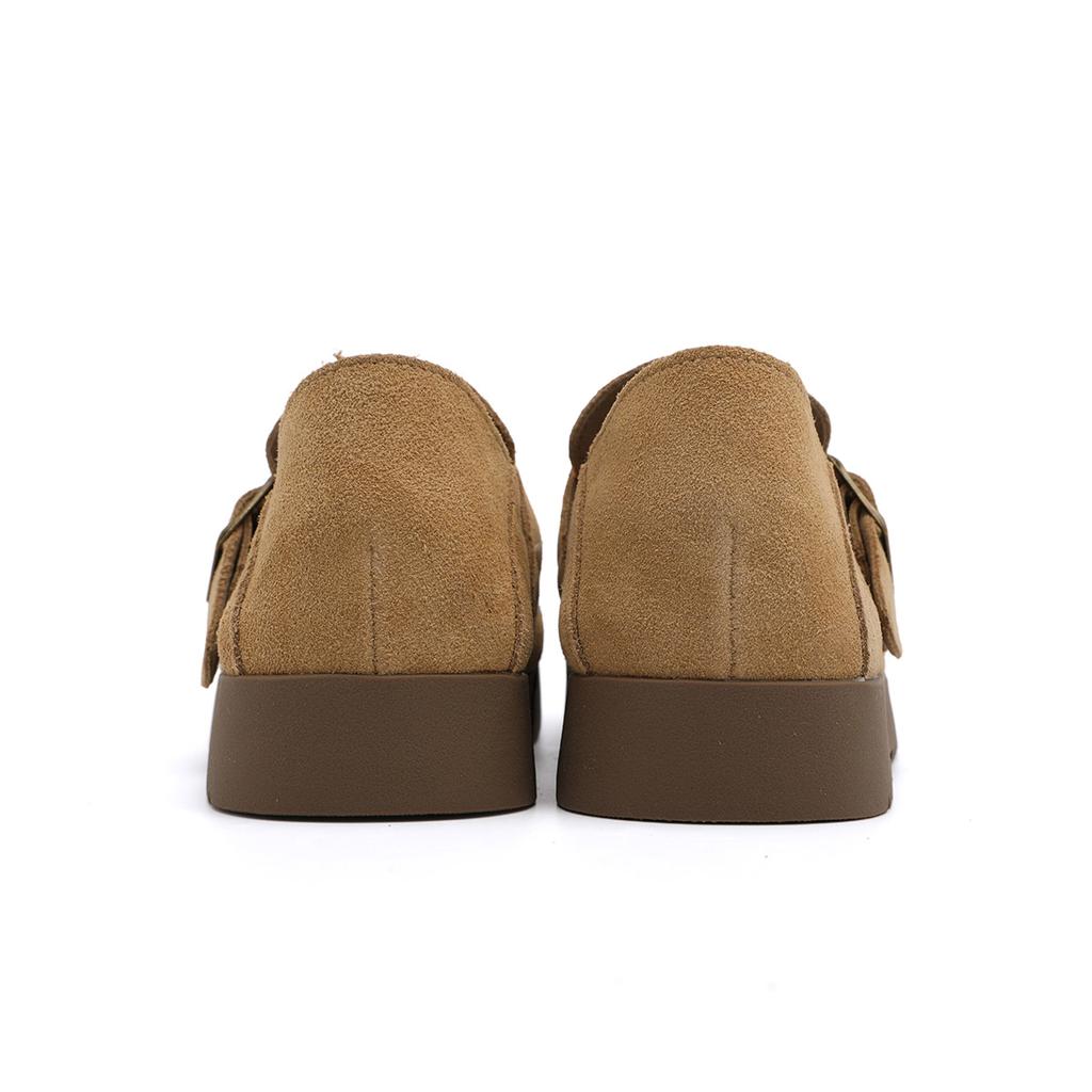 Versatile retro style casual shoes: Comfortable spring fit with thick soled mother's shoes