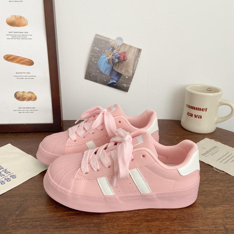 Нишевые ракушечные маленькие белые туфли женские весенне-летние новые милые повседневные спортивные туфли трендовые универсальные студенческие кеды