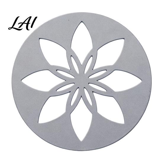 Heat Insulation Coaster for Wood Tables Decorative Metal Coasters Drinks Resistant Hollow Carved Table Mats Desktop Home Coffee Tea Cups Modern