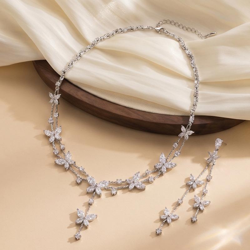 European and American-style, lightweight luxury butterfly and teardrop cubic zirconia jewelry set, featuring tassel necklaces and earrings, a unique