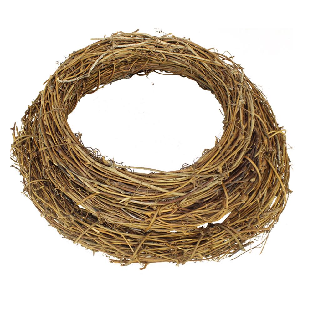 Dried Vine Wreath for DIY Christmas Decorations - Hanging Ornaments and Wooden Crafts