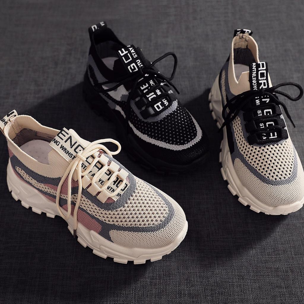 Flying woven mesh casual shoes 2025 summer new breathable student running sneakers ins Korean version of dad women's shoes