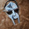 Маска MF Doom Алюминиевая маска безумного злодея Средневековая маска Doom ручной ковки Дань уважения MF Doom