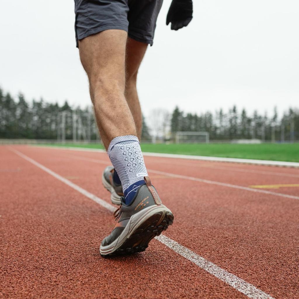 Bauerfeind Achilles Tendon 8th for Both Left and Right Tendon Made In General Medical Silicone Pad Provides Comfortable Compression To the Achilles