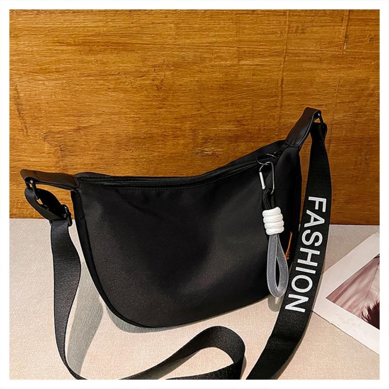 Spacious Nylon Canvas Bag Women Fall Winter New Trend Fashion Versatile Solid Color Crossbody Bag Crescent Moon Bag