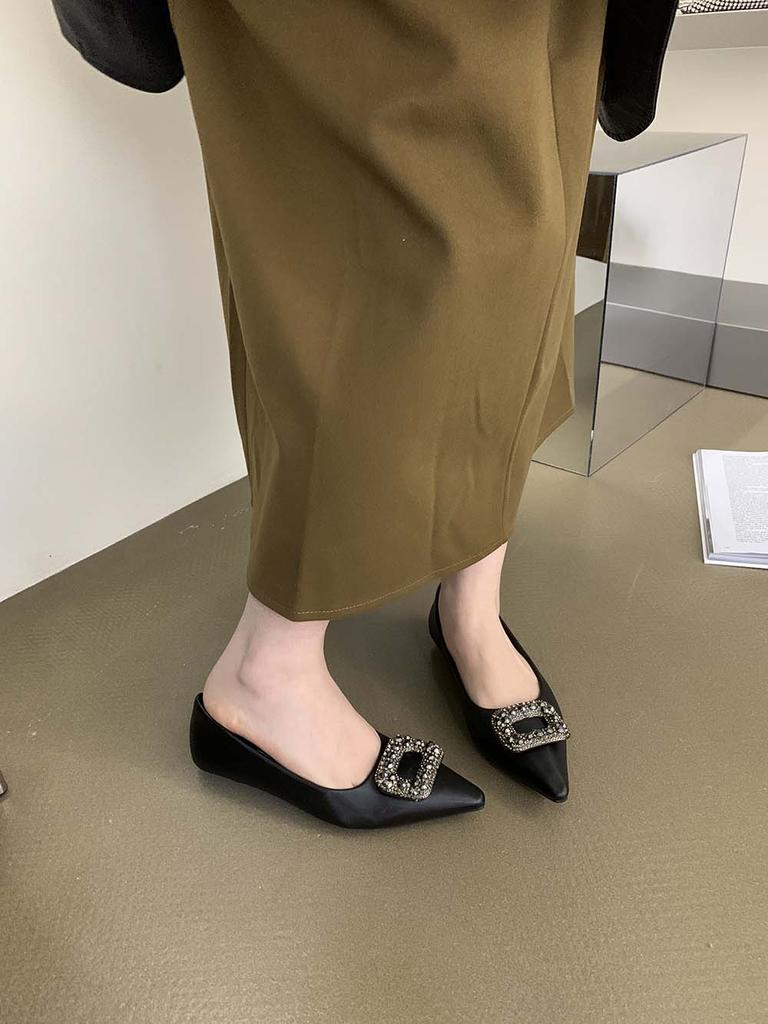 Модные женские туфли-лоферы с острым носком на плоской подошве 2024 года, новые поступления, осенне-весенние туфли на низком каблуке со стразами и пряжкой Mary Janes 39
