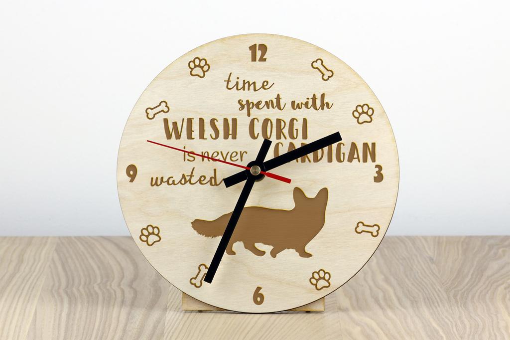 Cardigan Welsh Corgi – Clock with dog, wooden clock with engraving | Art-Dog