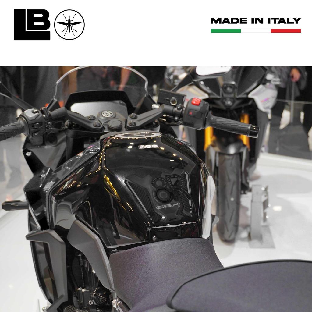 Labelbike 3D Наклейка на бак мотоцикла Защита и Декорация из Смолы совместимая с Suzuki - GSX-8R