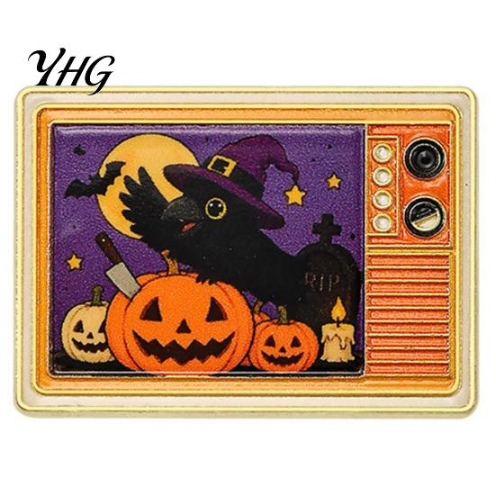 Vintage TV Brooch Retro for Halloween, Pumpkin Ghost Black Cat Crow Halloween Party Accessory Badge, Holiday Lapel Pin Sweaters Jackets Scarves
