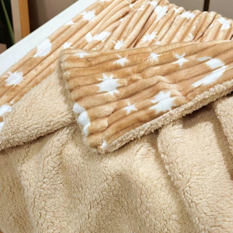 Fashionable Star and Moon Double-Layer Blanket, Flannel Blanket, Office Nap Blanket, Air-Conditioning Blanket