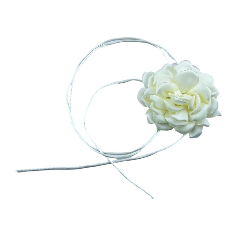 Stylish Rose Blossom Necklace Simulation Flower Neckchain Women Girls Collarbone Chain Eye Catching Choker Accessory