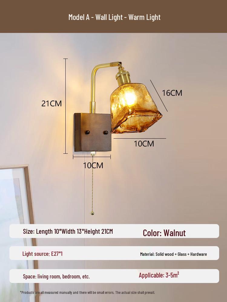 Retro Wabi-Sabi Brass and Wood Wall Lamp for High-End Homestay or Living Room Décor