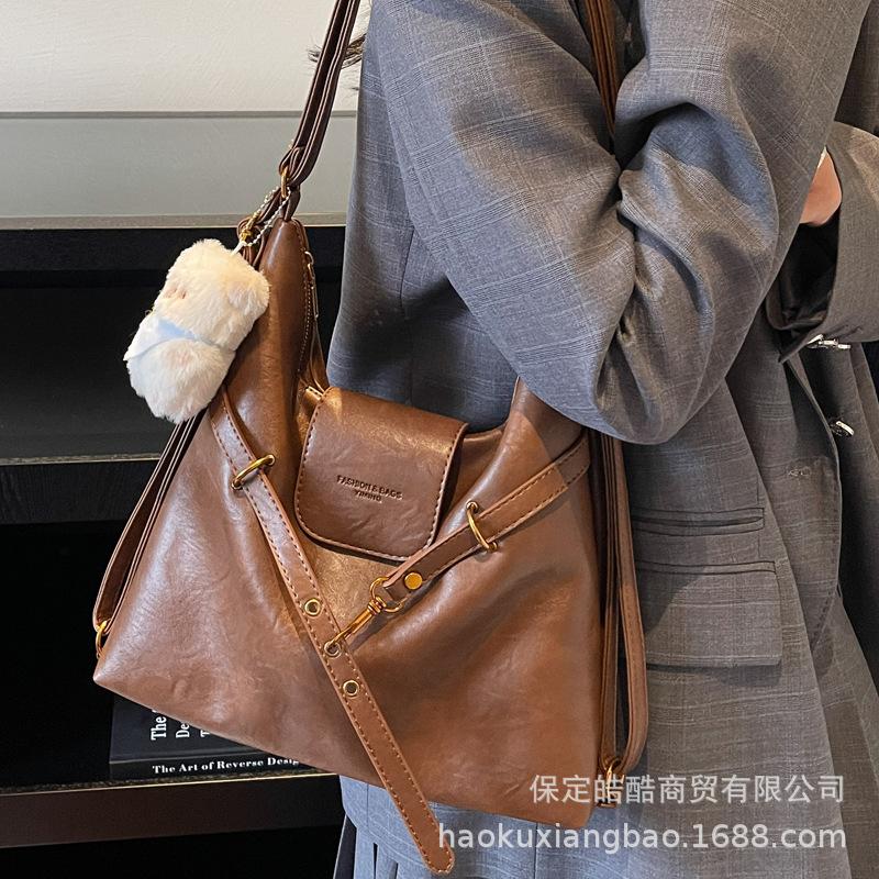 Ретро сумка-тоут женская большой вместимости 2025 новая осенне-зимняя повседневная на плечо сумка-мессенджер многофункциональный рюкзак