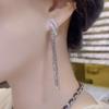 Модные серьги с кисточками и стразами 2023 - Стройнящие, Легкая роскошь, Бижутерия
