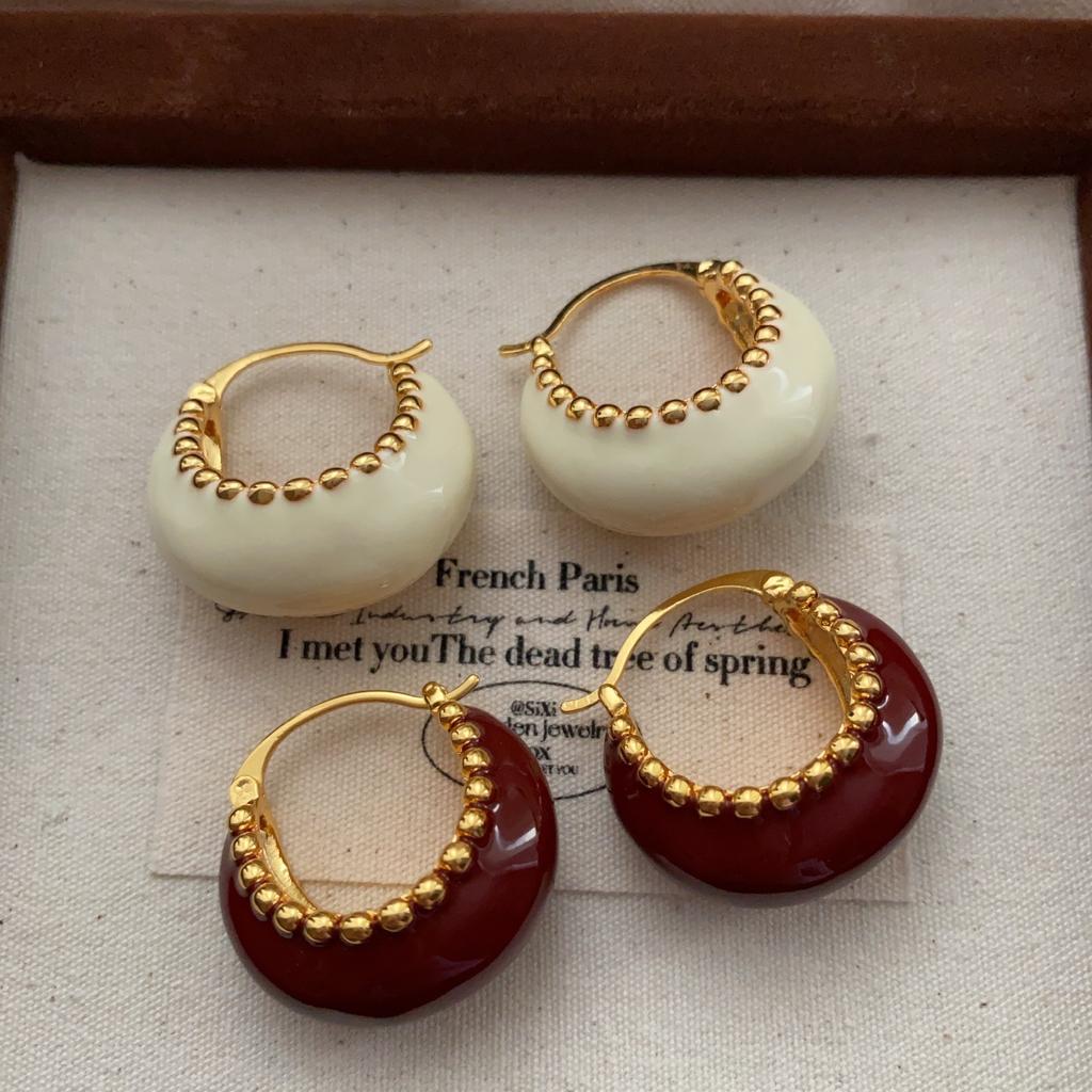 Retro Bead Edge Burgundy Earrings Ear Buckle Niche Design Celebrity Autumn And Winter Simple Fresh Temperament Muse Earrings