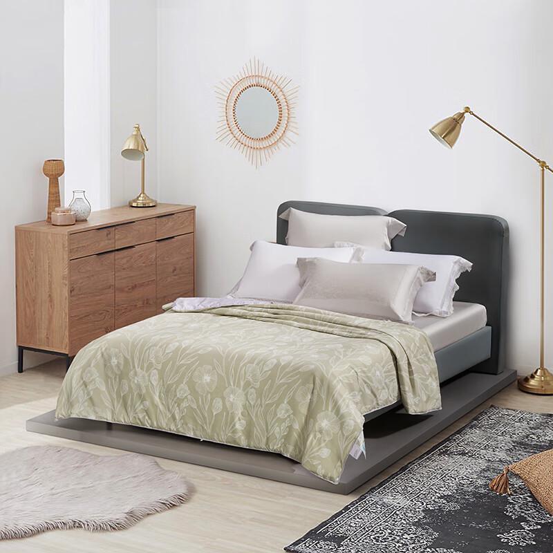 Одеяло из тутового шелка Mercury Home Textiles
