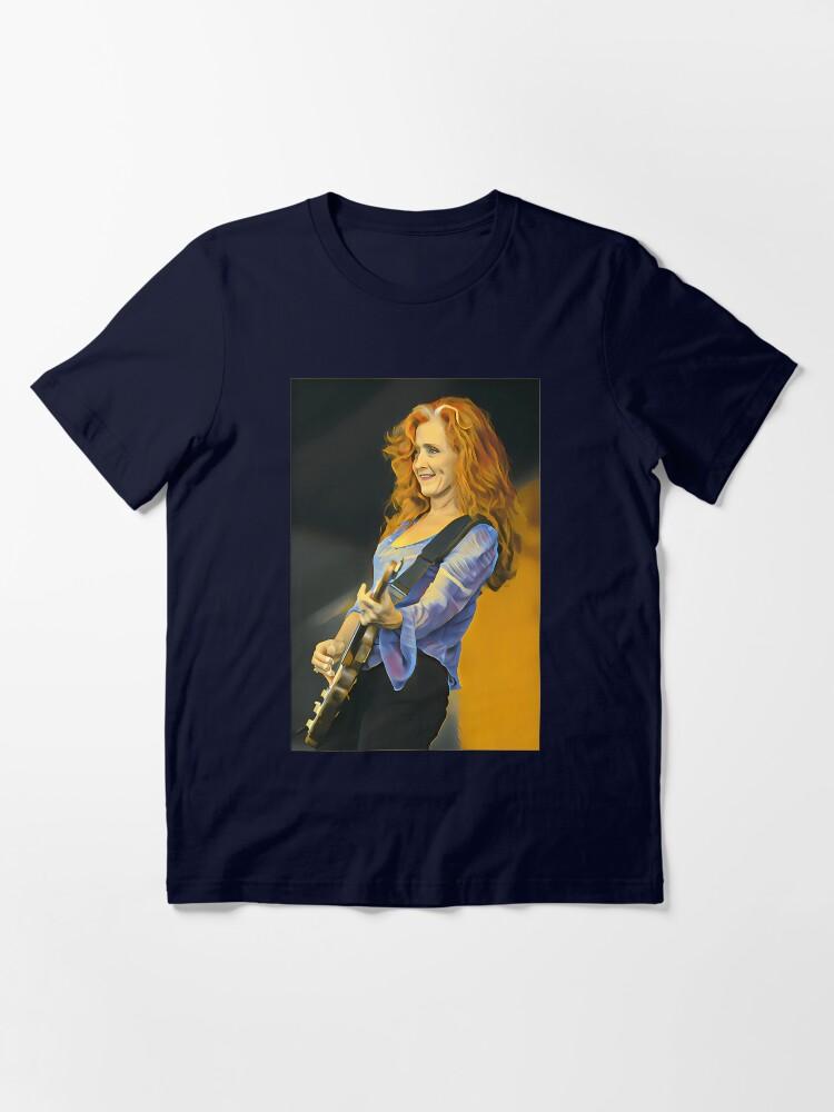 Bonnie Raitt Bonnie Raitt Playing Guitar Essential T-Shirt