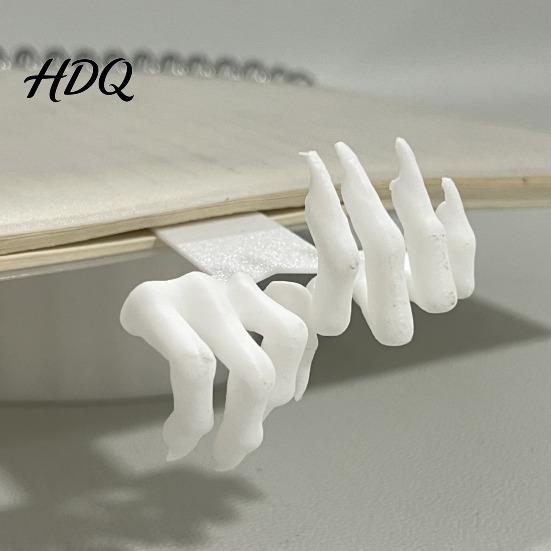 Devil Hand Bookmark Gothic Creepy Demon Claw Bookmark 3D Printed Scary Dark Style for Book Lovers Halloween Bookshelf Decor Shaped