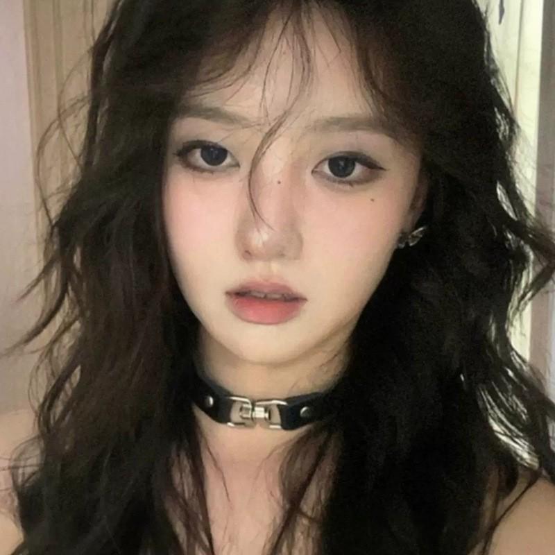 Chic Spicy Girl Leather Bell Choker Necklace – Unique Minority Design