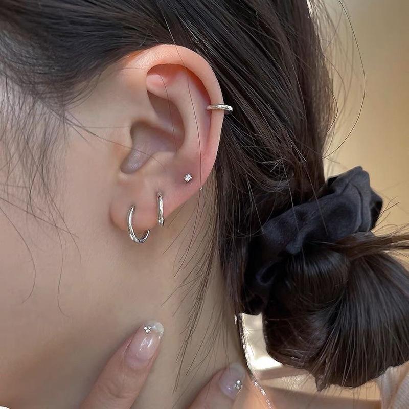 Titanium Steel 2/2.5mm Pipe Thickness Multi Size Round Hoop Earrings For Men Classic Jewelry of Accessories