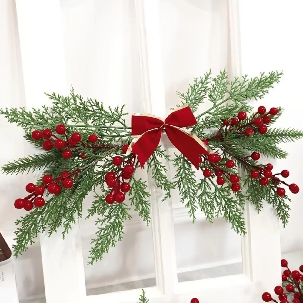 Plastic Artificial Christmas Decoration Red Berries Cypress Leaf Pendant for Christmas Decoration