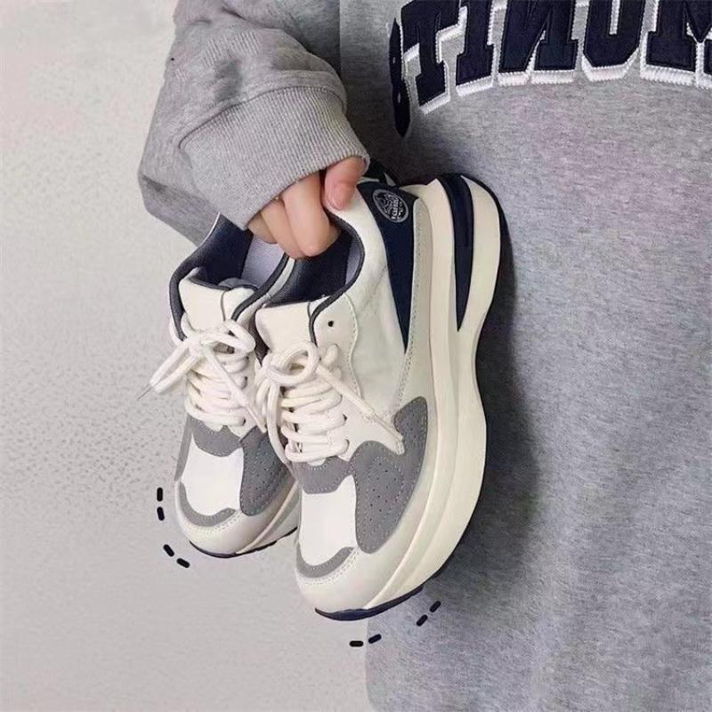 Весенняя женская вулканизированная обувь, новинка 2024 года, модные повседневные кроссовки из мягкой кожи на шнуровке, женская спортивная обувь на платформе, теннис