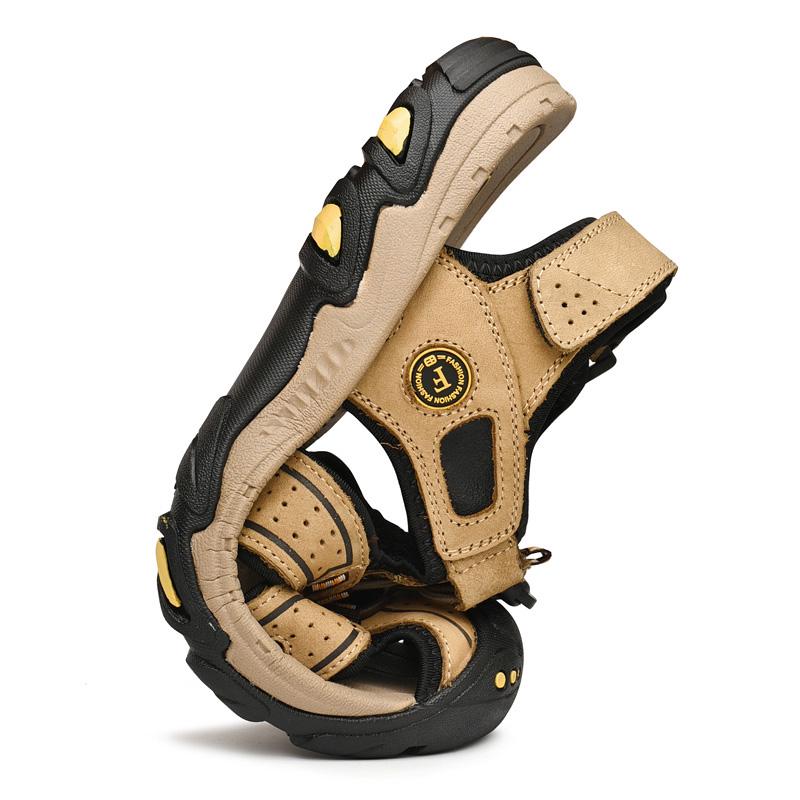 Летняя мужская обувь 2024 года, мужские сандалии из натуральной кожи, мужские пляжные тапочки, мужские сандалии, большие размеры 38-46, пляжные сандалии