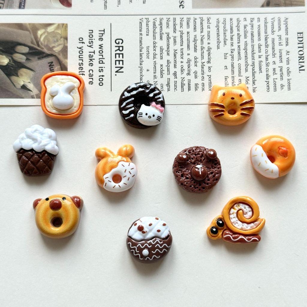 Имитация еды из смолы своими руками: Пончики, торты, тосты, кремовый клей и мелкие аксессуары для творчества