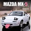1:32 Mazda MX5 MX-5 Mazda RX7 Литая игрушечная модель автомобиля из сплава Звук и свет Откат Детская игрушка Коллекционирование подарок на день рождения