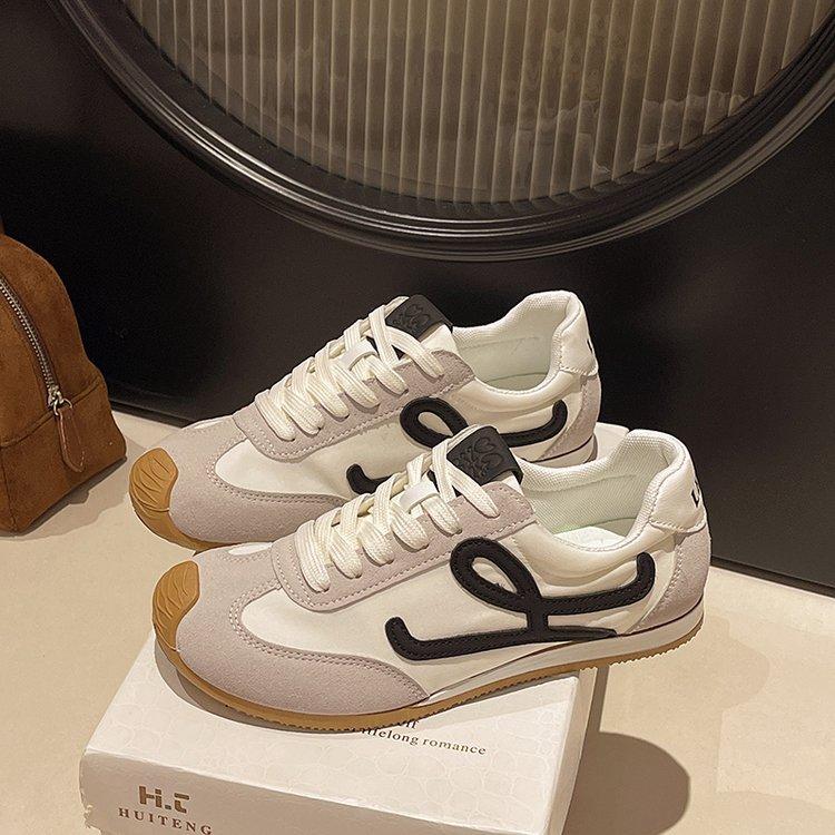 Нишевый дизайн ретро повседневные спортивные маленькие белые туфли на плоской подошве женские 2025 весна новые туфли Dexun Forrest Gump