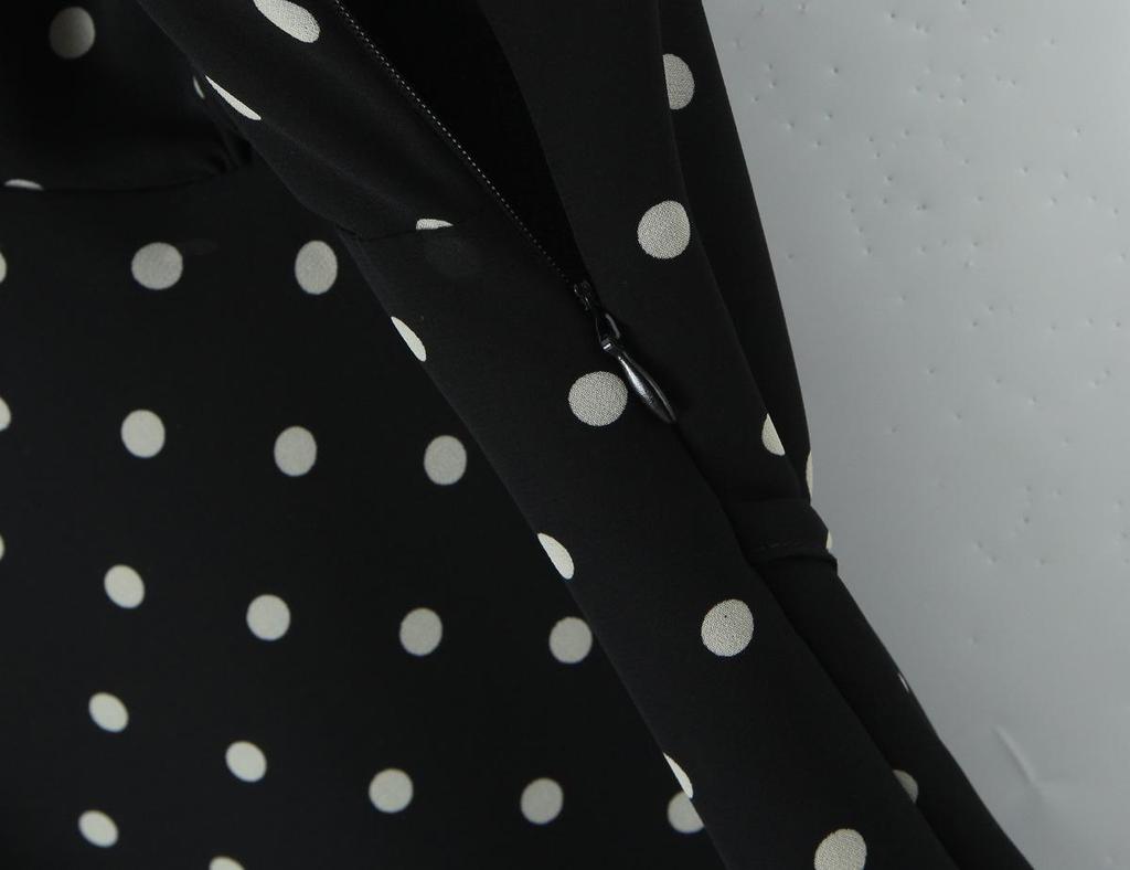 2026 Шикарное мини-платье из шифона в горошек с оборками и V-образным вырезом