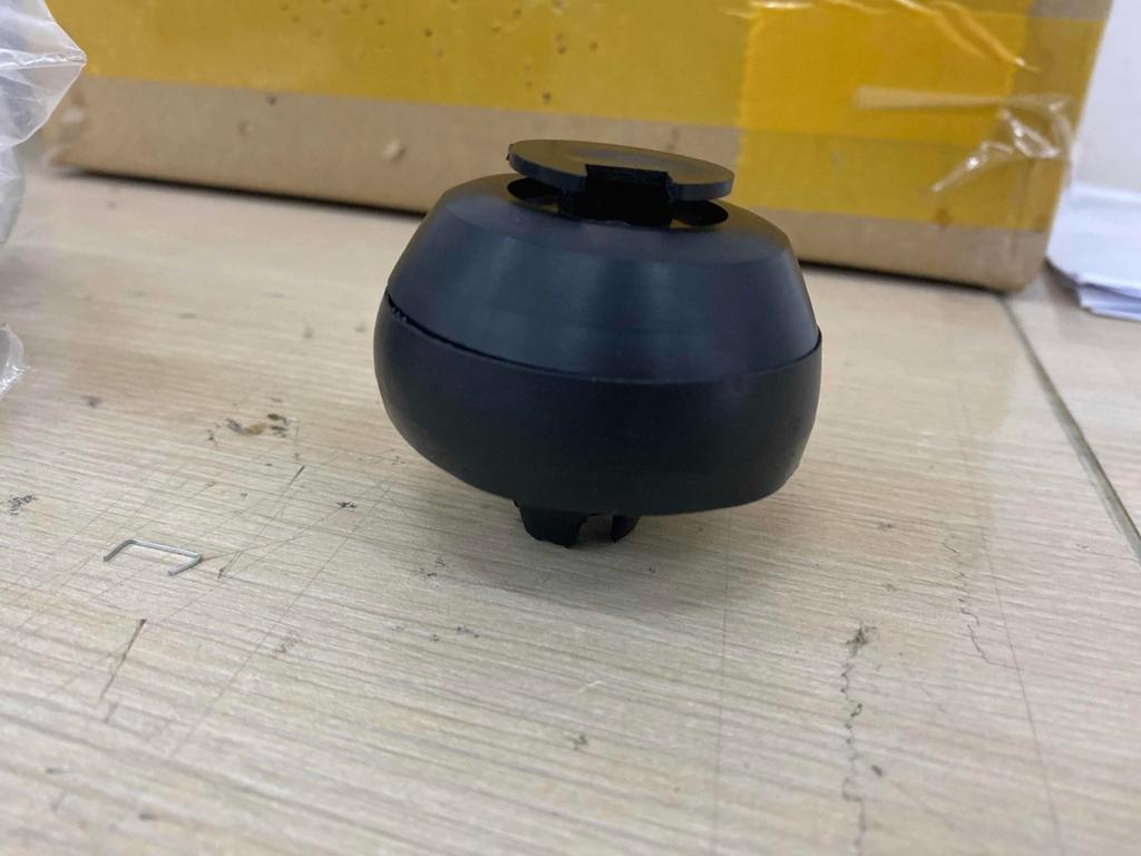 Car Jack Pad Auto 4Pcs Black For Mercedes-Benz W124 R129 W208 W210 W215