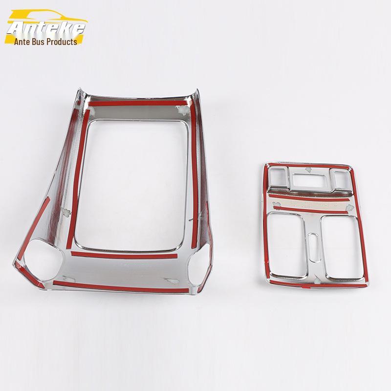 Подходит для 17 моделей Grand Cherokee: Задняя декоративная рамка воздуховода и накладка для защиты от ударов ногами для кондиционера третьего ряда.