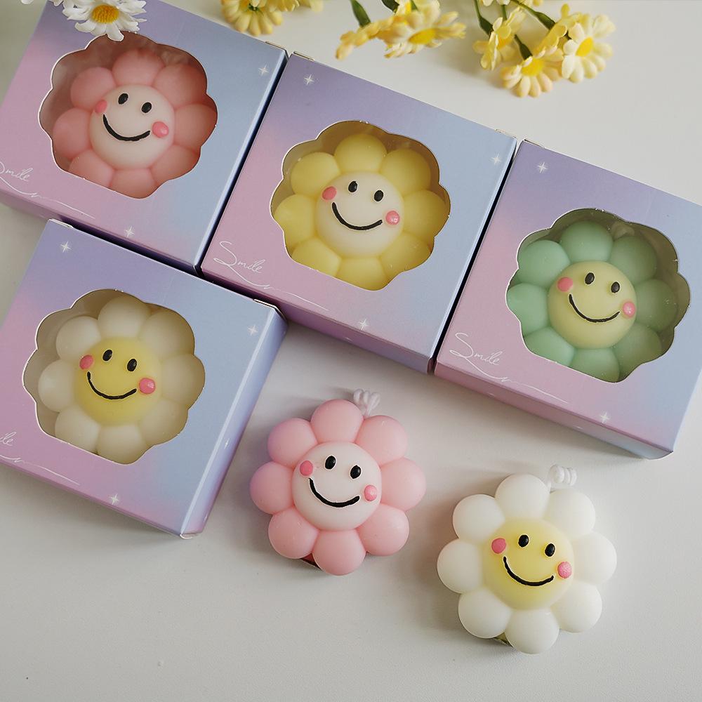 Sunflower Scented Candle - Handmade Flower-Shaped Cute Ornament Souvenir